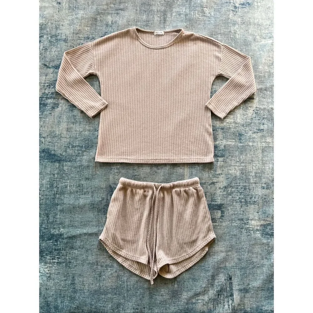 Ekouaer Mauve Beige Long Sleeve and Shorts Waffle Knit Pajamas Set Small